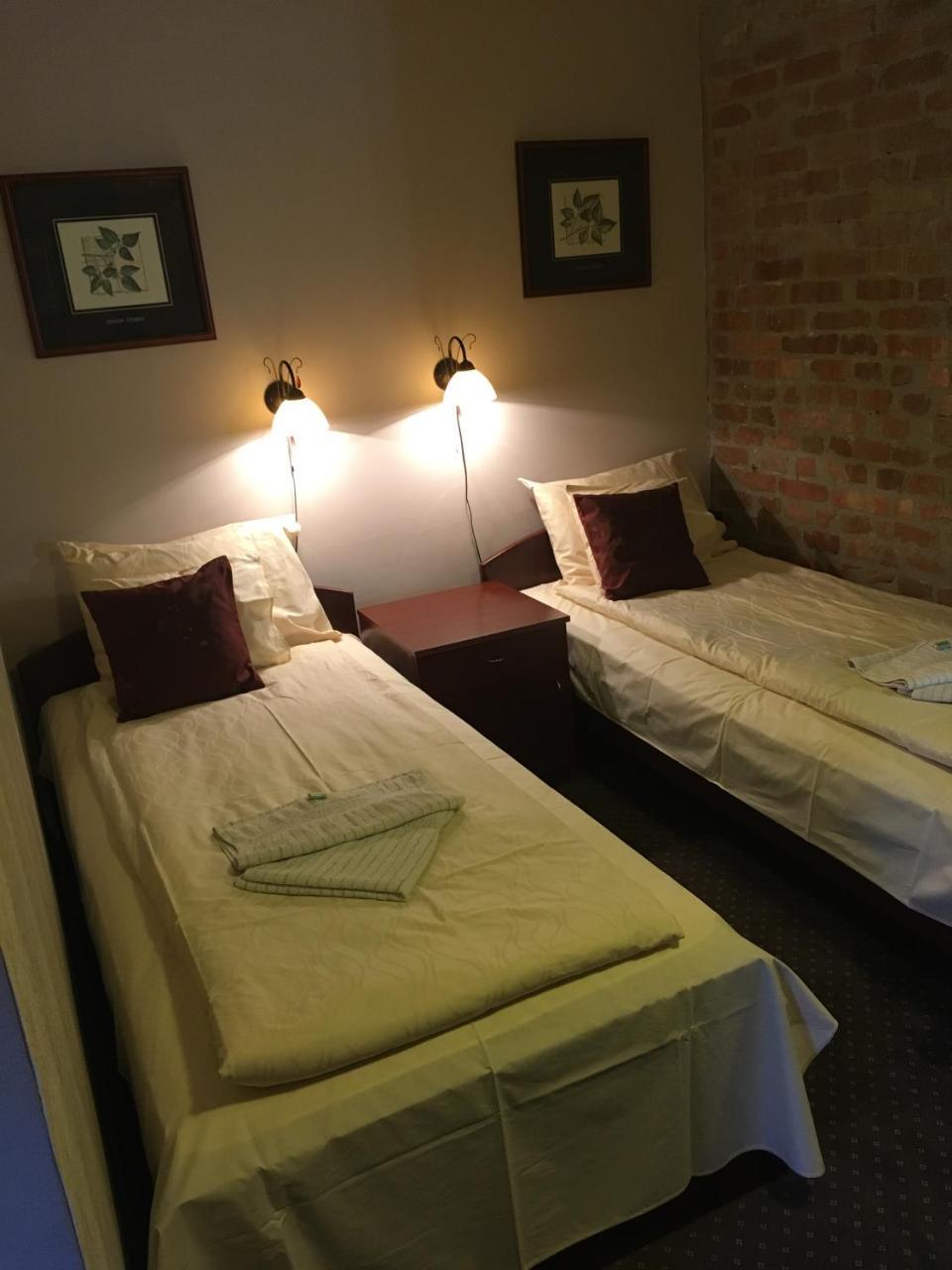 Guest House Prenociste Piccolina Sombor Exterior photo